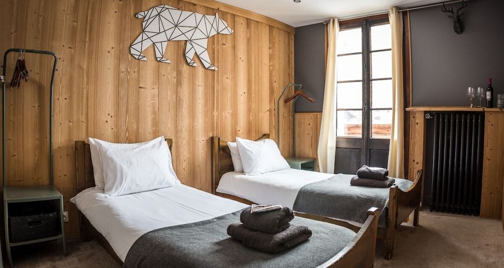 Basic Twin Room
