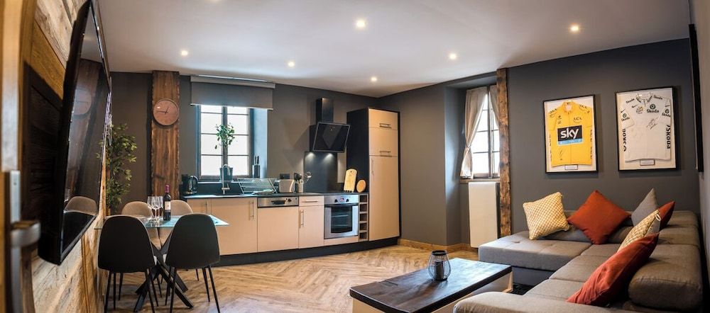 Premium Apartment