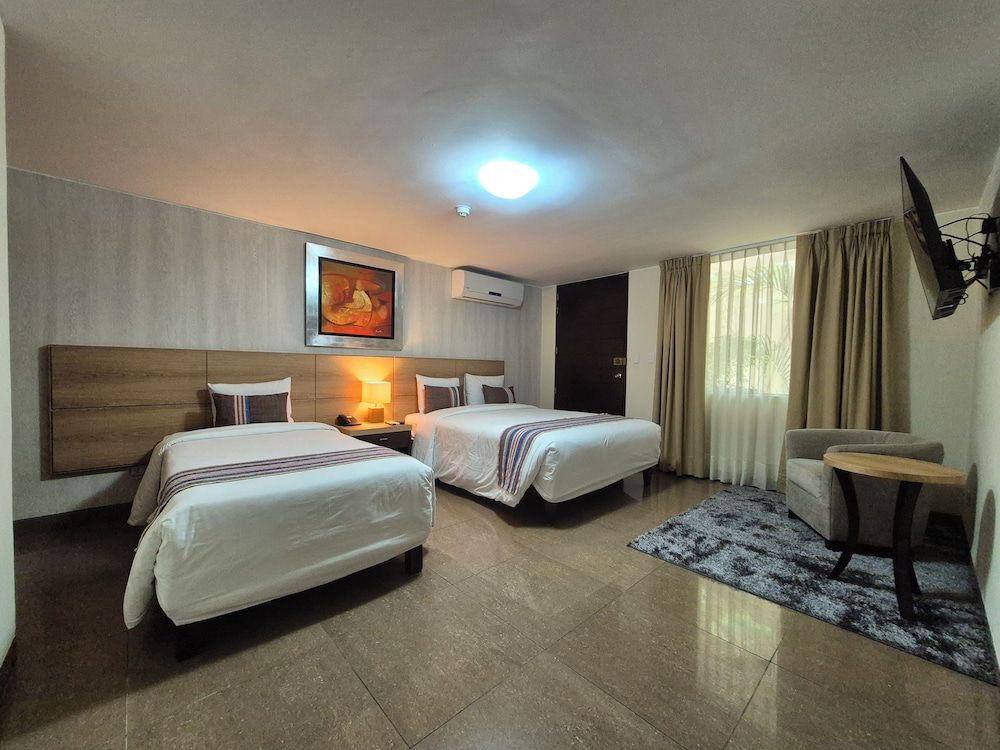 undefined Hotel El Tambo 1 10