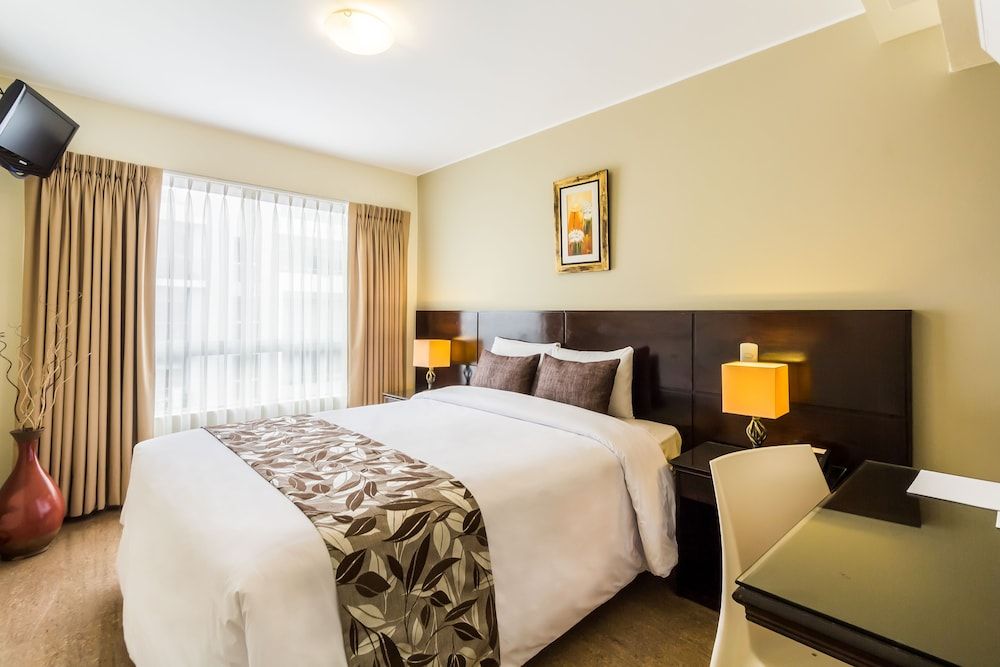 undefined Hotel El Tambo 1 2