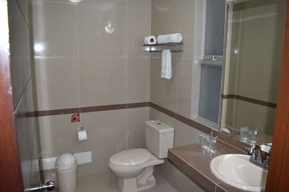 Hotel El Tambo 1 Double Room 2