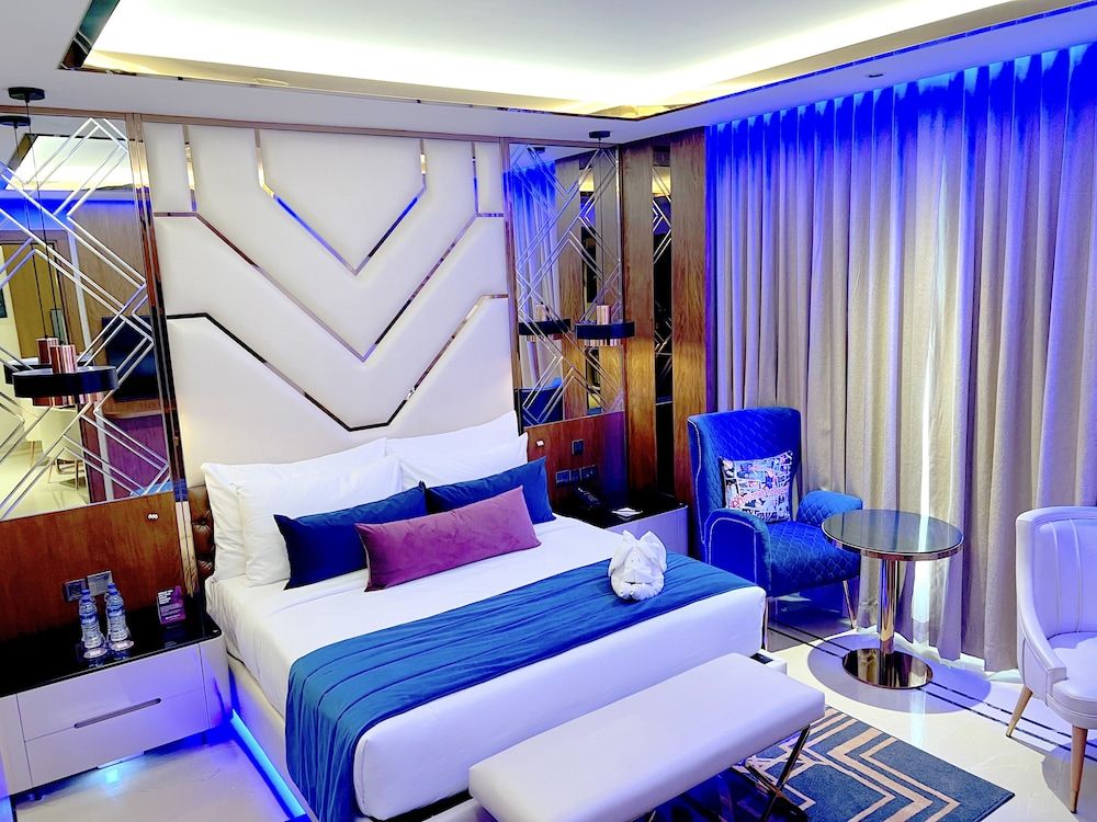 Planet Hollywood Thane City Deluxe 4