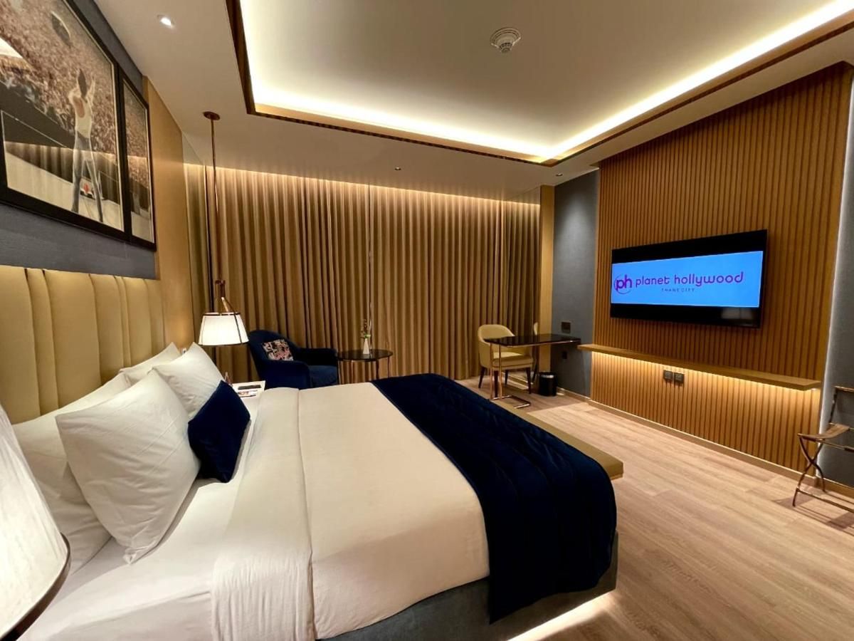 Planet Hollywood Thane City Deluxe