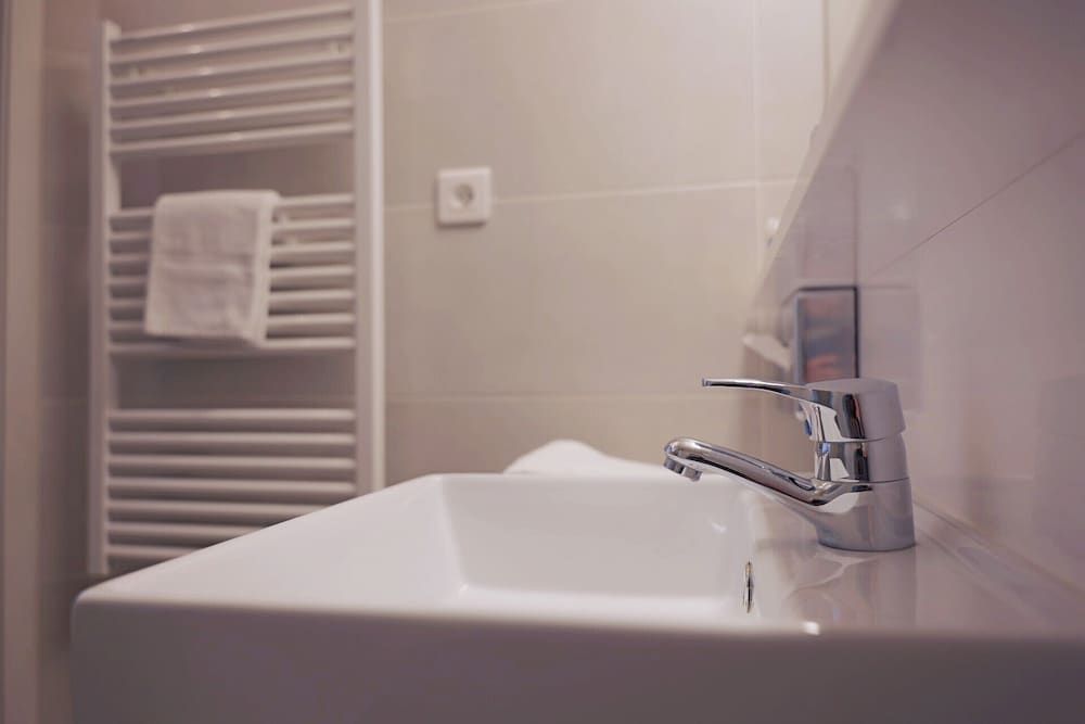 Green Hôtels Bordeaux Arena Twin 4