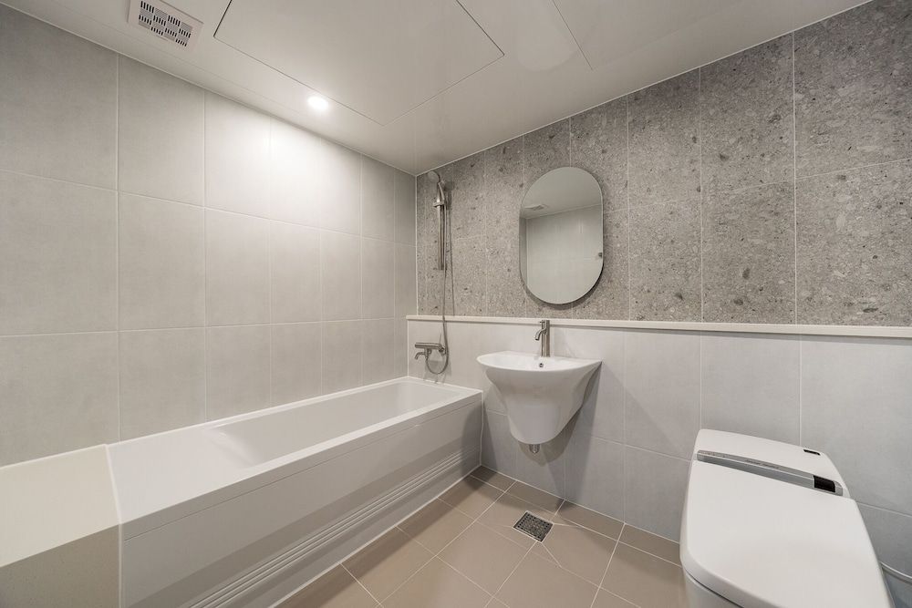 Liv Life Hotel LUXURY V 2PC 6