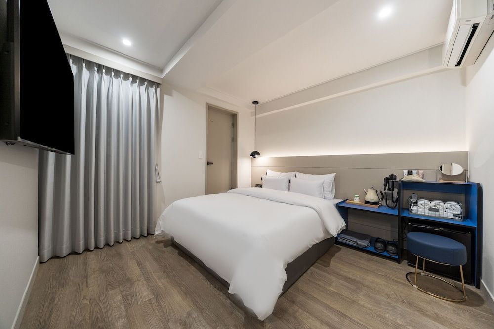 Liv Life Hotel ROYAL SUITE 2PC