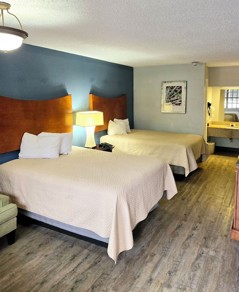 Standard Room, 2 Double Beds, Non Smoking