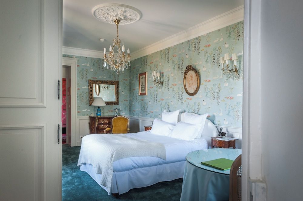 Château d'Apigné Superior Double Room ( (in the Castle)) 4