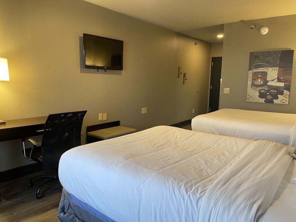 Distill-Inn Standard Double Room, 2 Double Beds 6