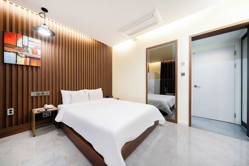 Suncheon Hound Hotel Superior Room (No Breakfast provided on Mondays) 2
