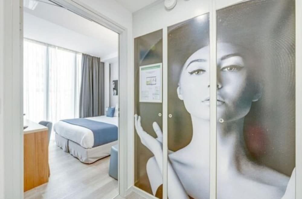 Villa Eiffel Mademoiselle Superior Double or Twin Room 3