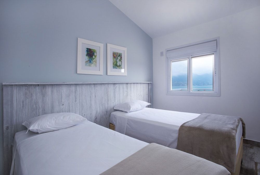 Duplex, Sea View