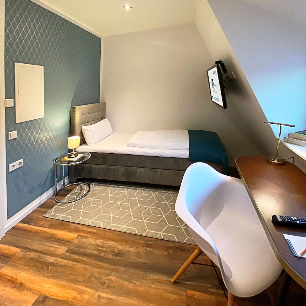 Single Room Apartment