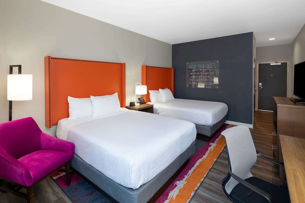 Room, 2 Queen Beds, Non Smoking