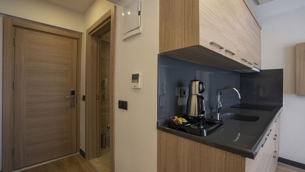 Alesta Seaside Residence Superior Room, Kitchenette 11