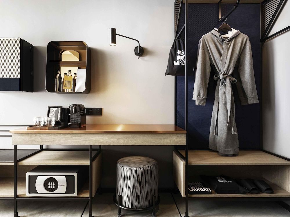 TRIBE Phnom Penh Post Office Square Comfort Room, 1 Queen Bed 8