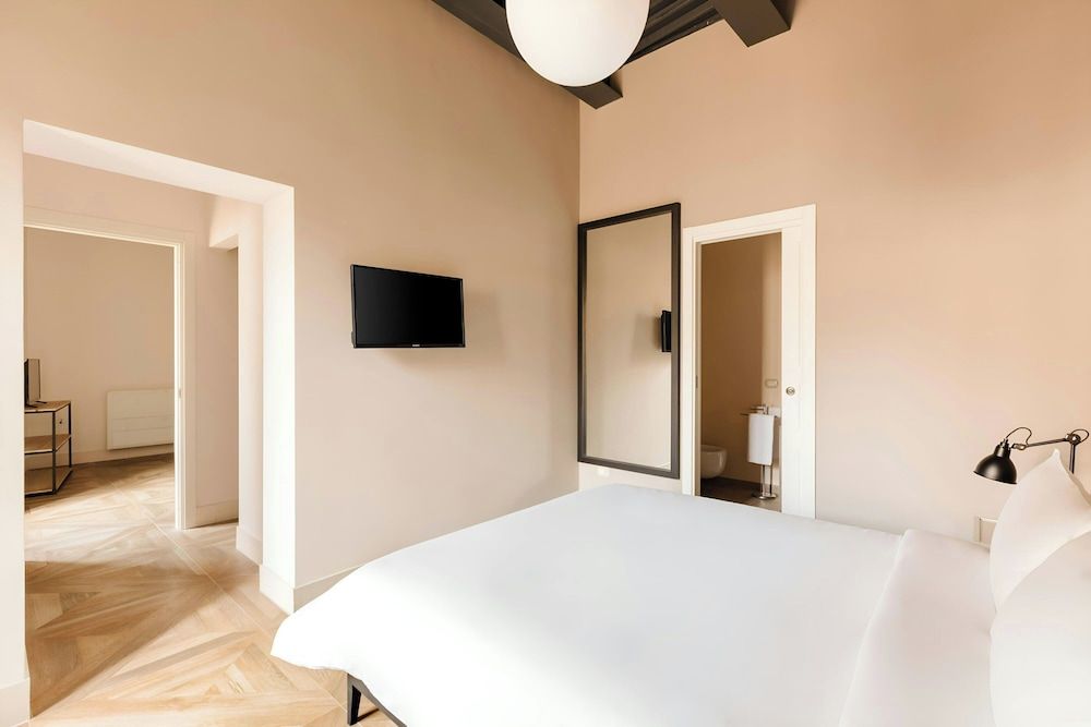 undefined Sonder by Marriott Bonvoy Barberini Apartments Piazza Barberini 10