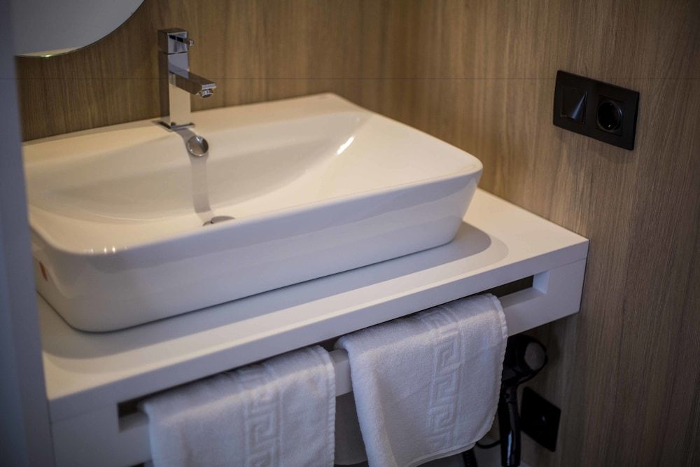 Hostal Sevilla Santa Justa Double Room, Private Bathroom 45