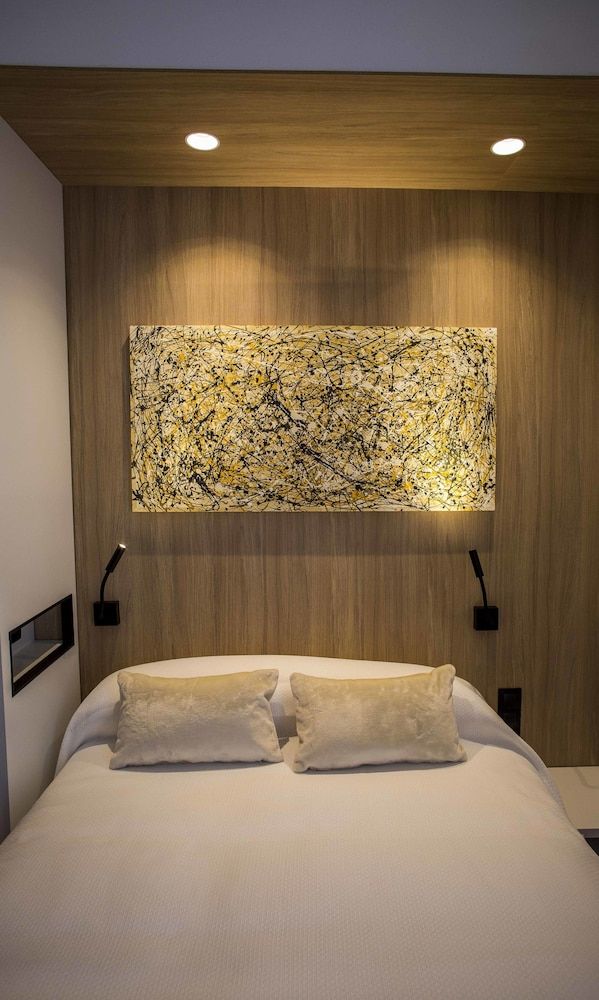 Hostal Sevilla Santa Justa Double Room, Private Bathroom 9