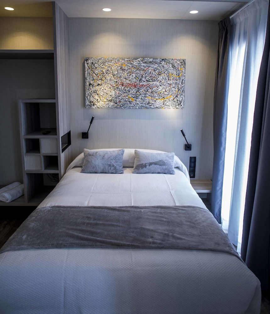 Hostal Sevilla Santa Justa Double Room, Private Bathroom 29