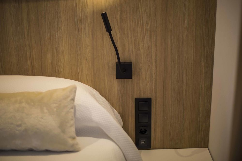 Hostal Sevilla Santa Justa Double Room, Private Bathroom 63