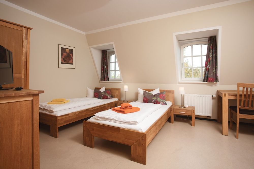 Hofgärtnerhaus Double Room, Non Smoking 3