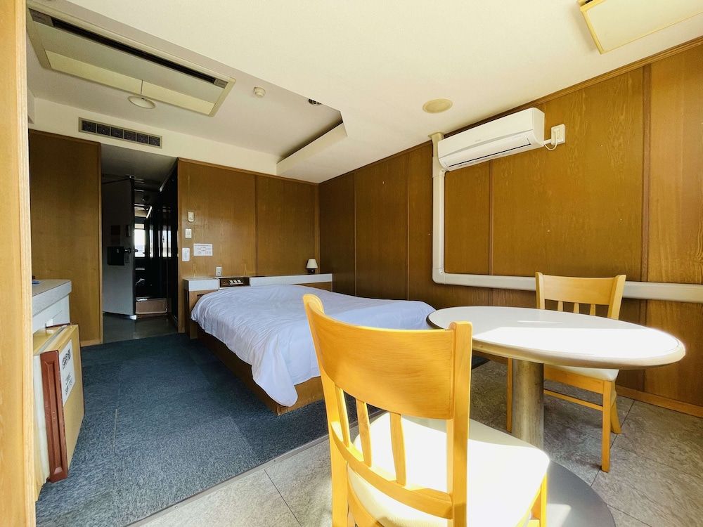 Deluxe Double Room with Shower Only