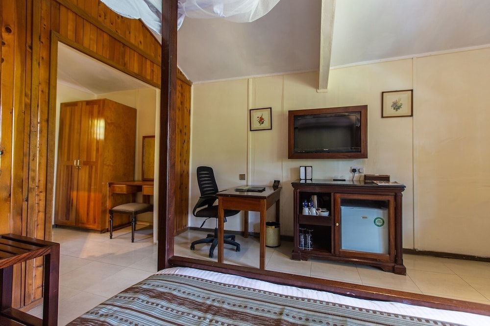 Muthu Lake Naivasha Country Club, Naivasha Presidential Cottage 4