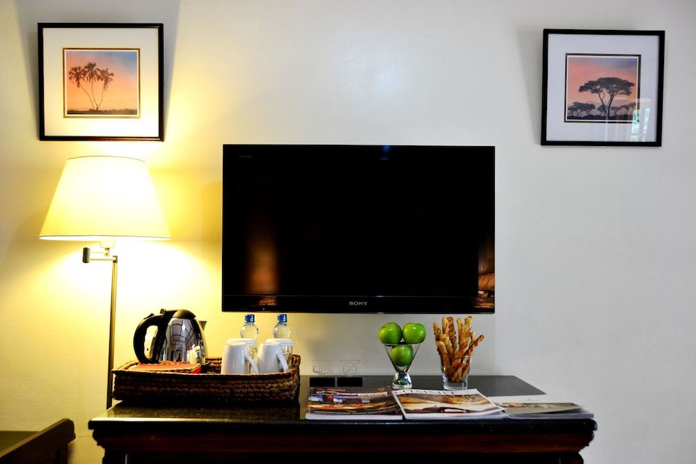 Muthu Lake Naivasha Country Club, Naivasha Presidential Cottage 5