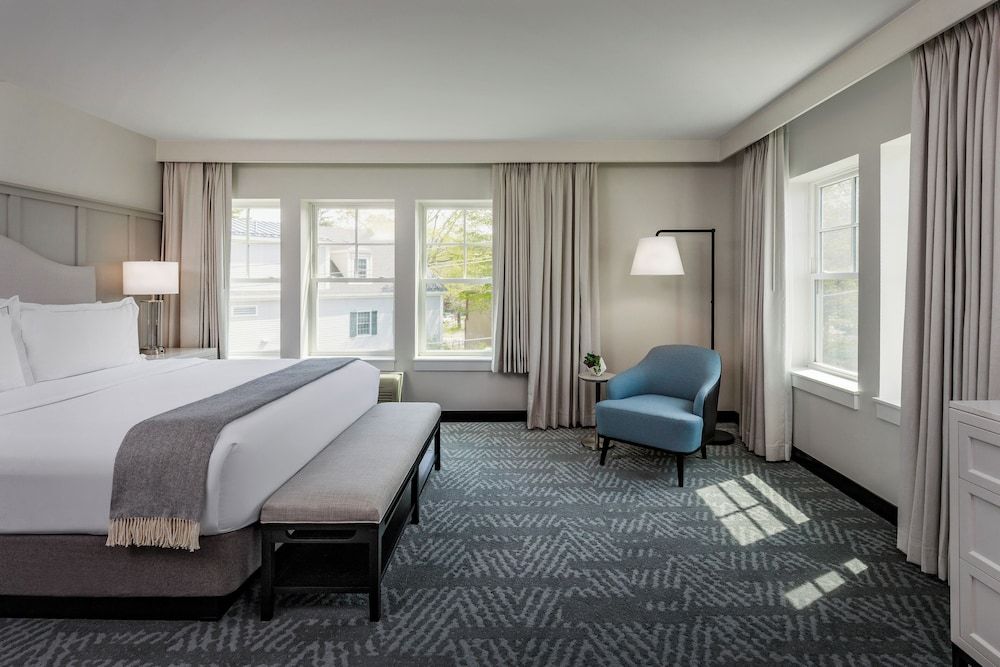 Suite, 1 King Bed