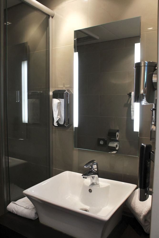 besttime Hotel Bendorf Standard Double Room 8