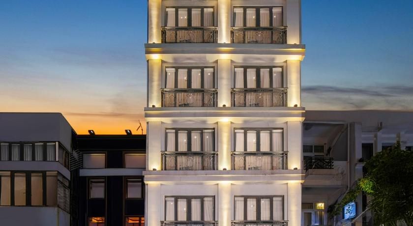 undefined Aurora Premium - A Lifestyle Hotel 4
