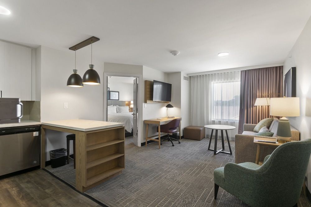 Suite, 1 King Bed