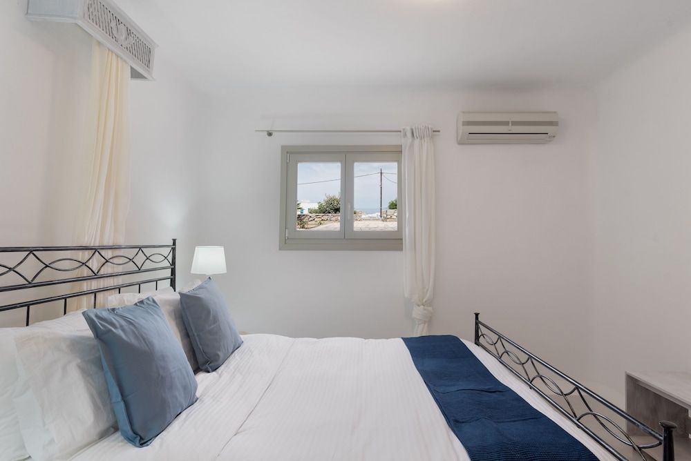 Mykonos Unique Villas by 2Doors Superior 3 bedrooms Maha Villa by 2Doors 2