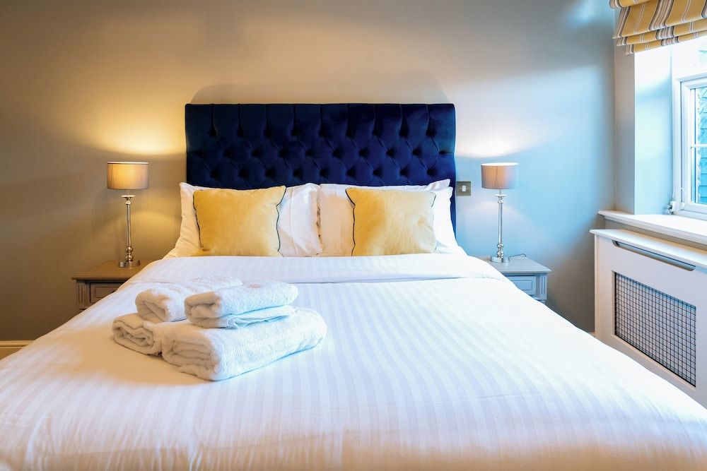 The Royal Oak Deluxe Double Room, 1 King Bed