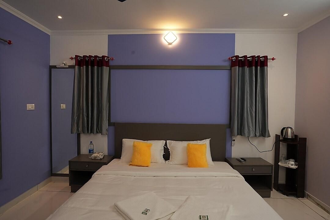 Luxury Suite A/C Cottage Rooms