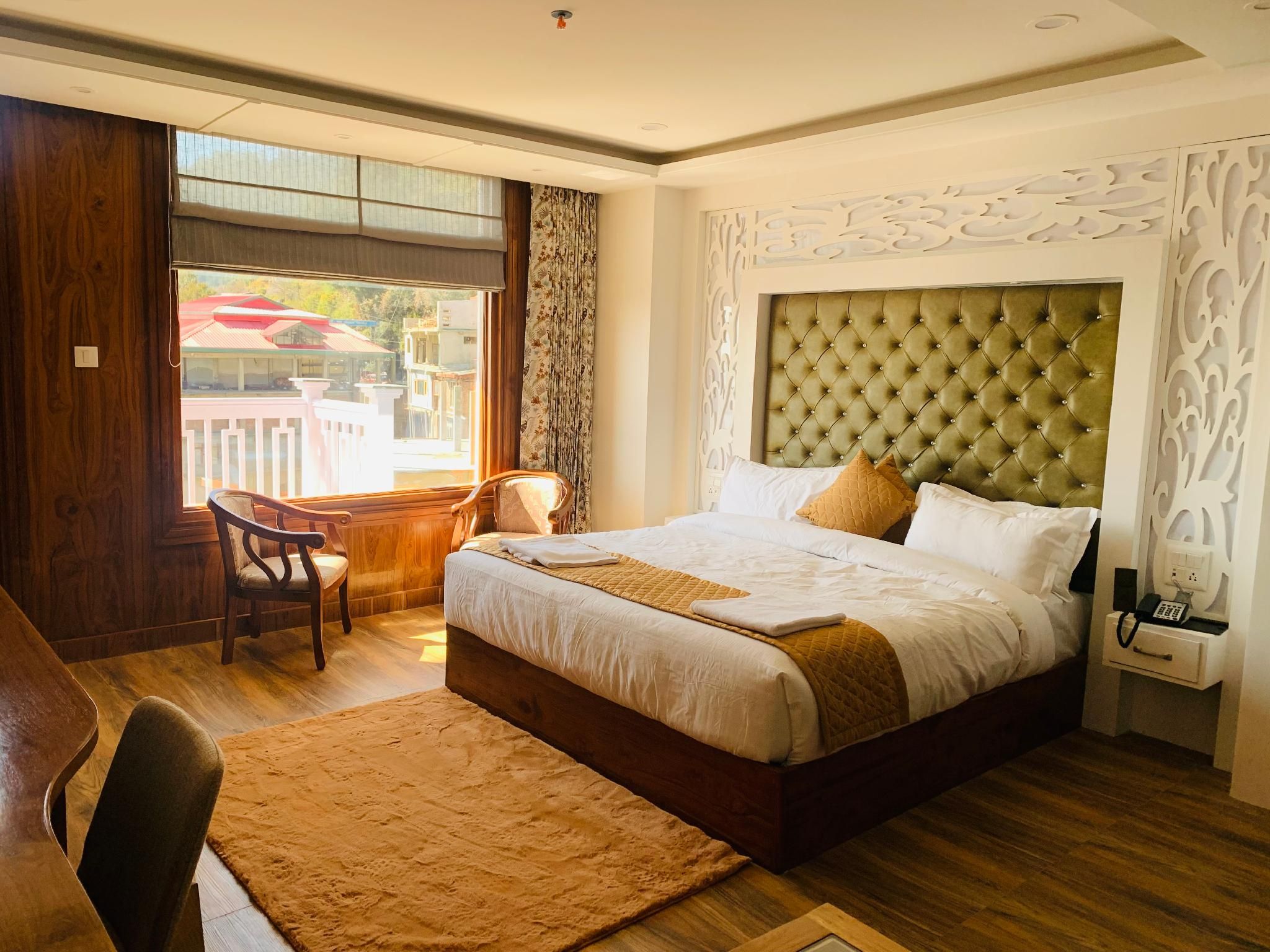 Super Deluxe Room