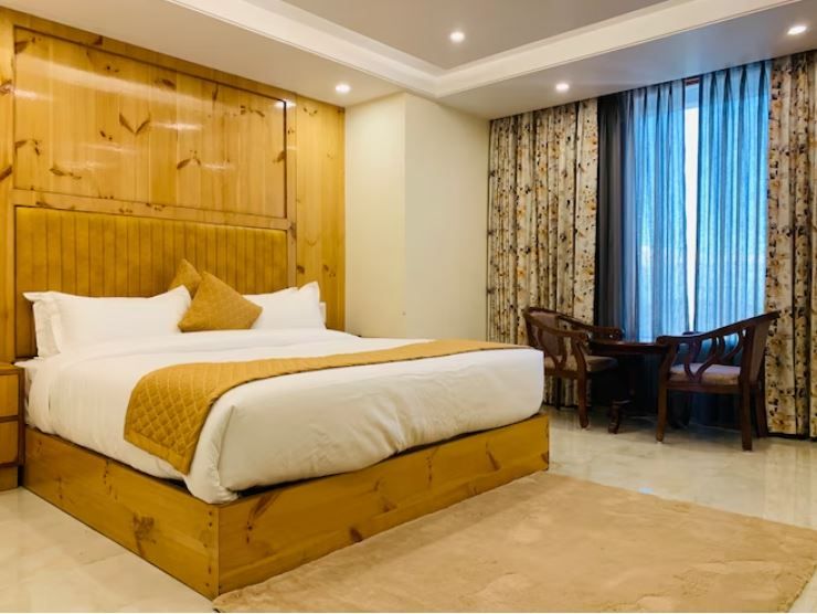 Deluxe Room with City View - Centrally Heated