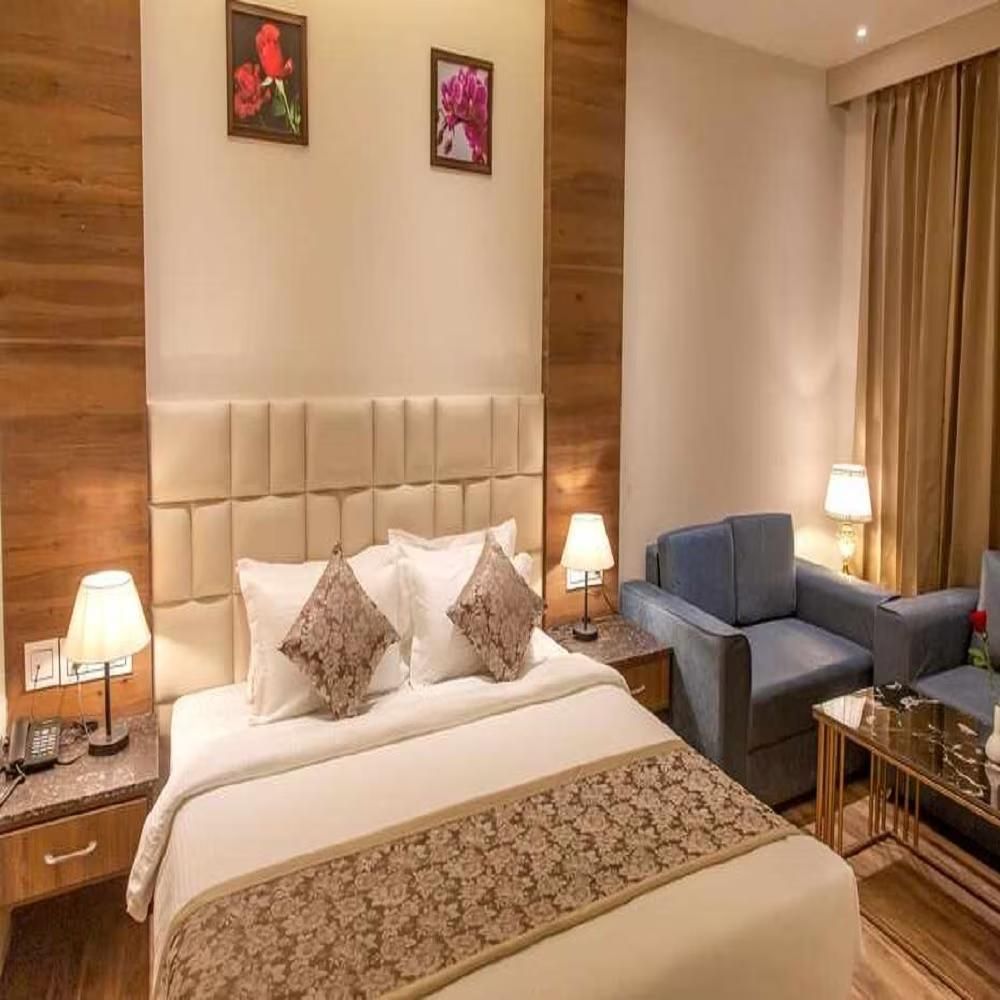 Hotel Prime Regalia PREMIUM ROOM (KING SIZE BED) with SMART LED TV