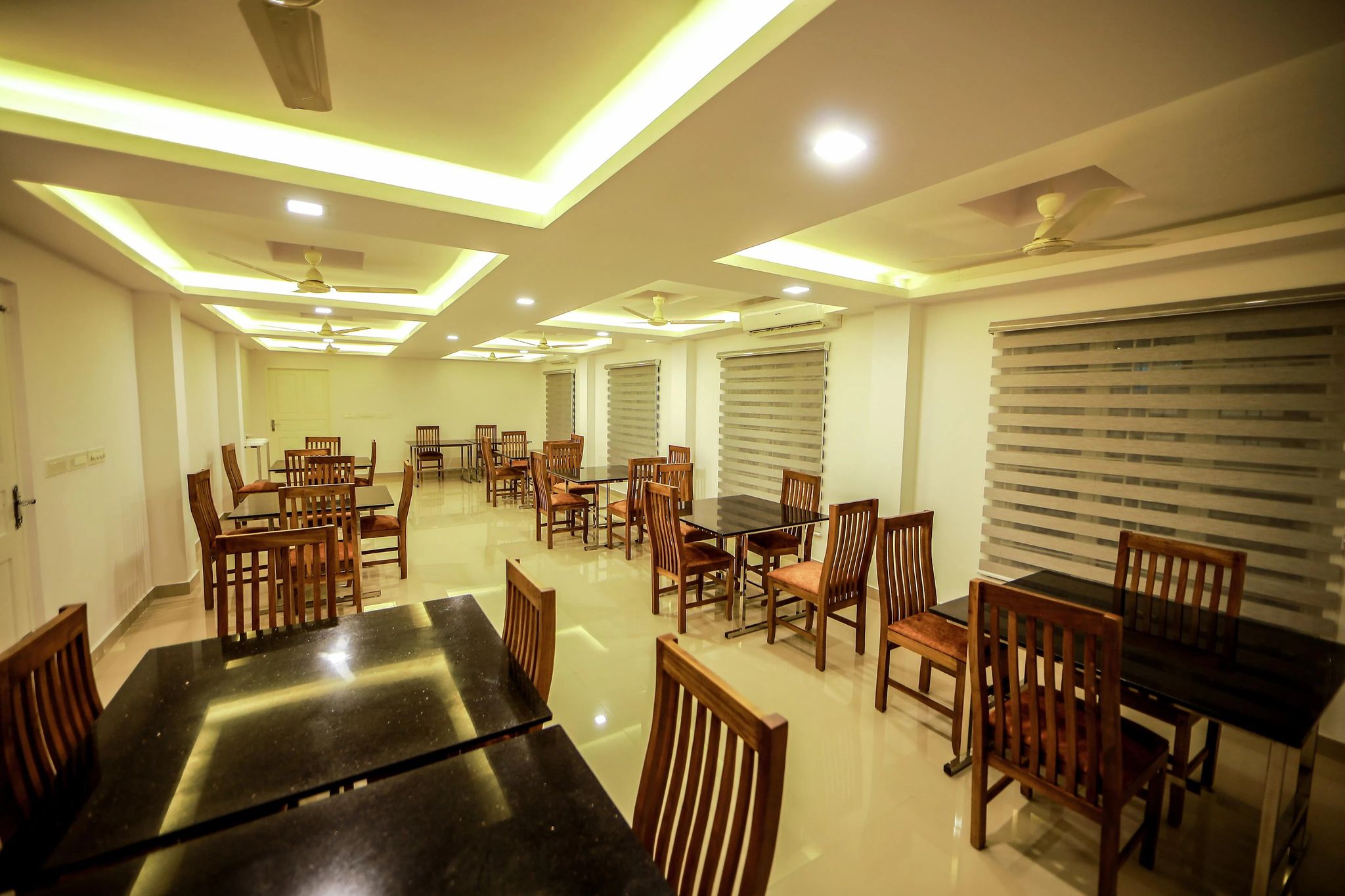 Food & Dining