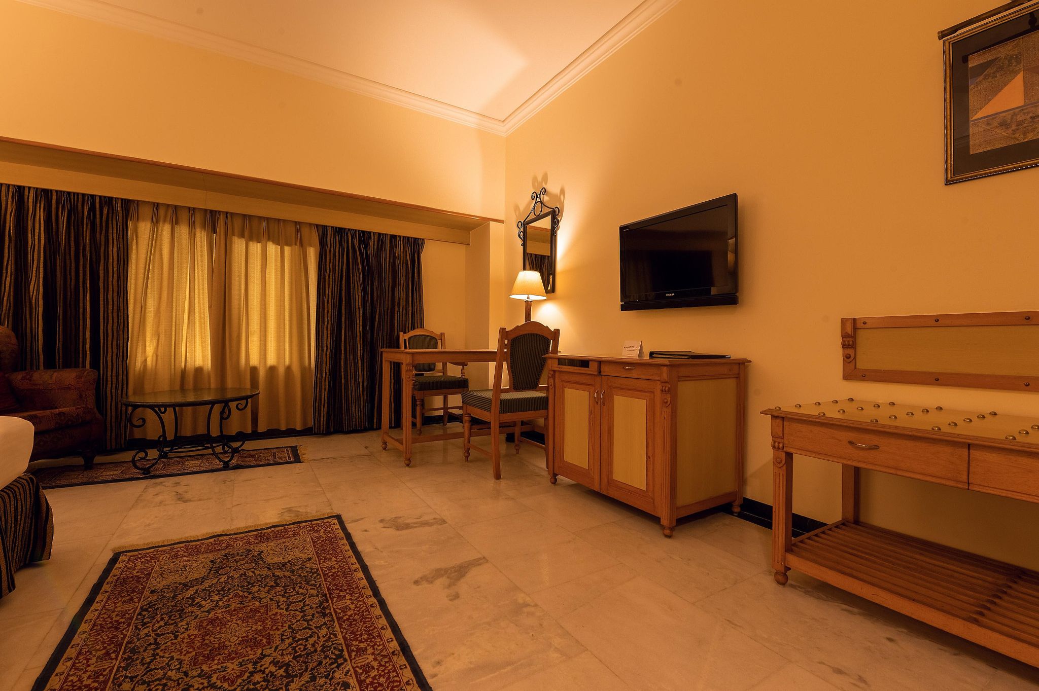 A Hotel by Grewalz Super Deluxe with Bathtub 10