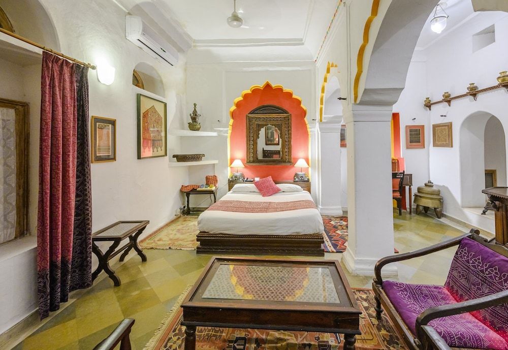 Neemrana Fort Palace Heritage Old World Room