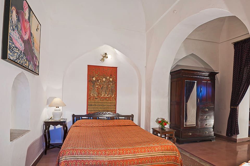 Neemrana Fort Palace Heritage Old World Room 3