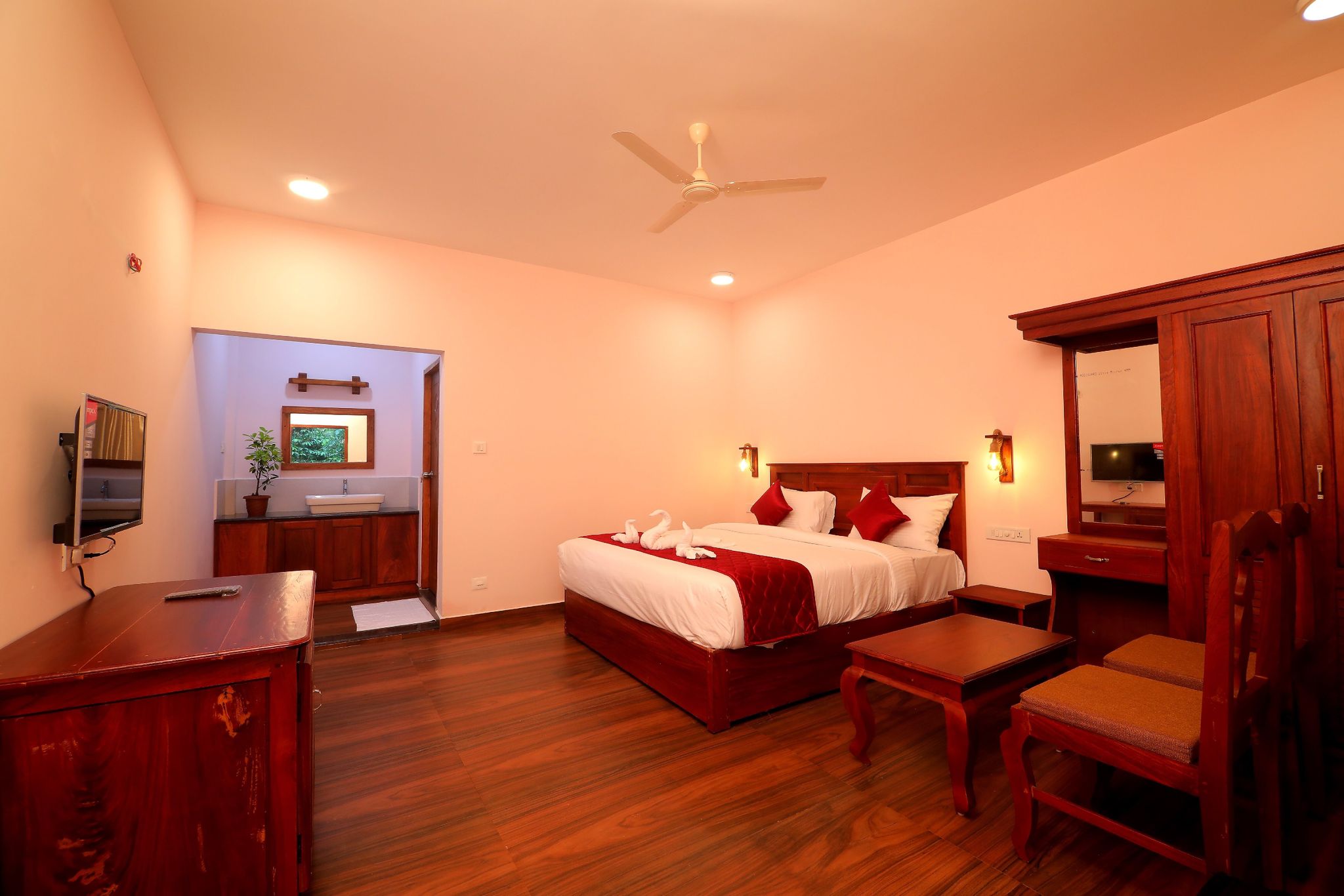 Avadale Thekkady (Stags, Groups Not Allowed) Standard Room