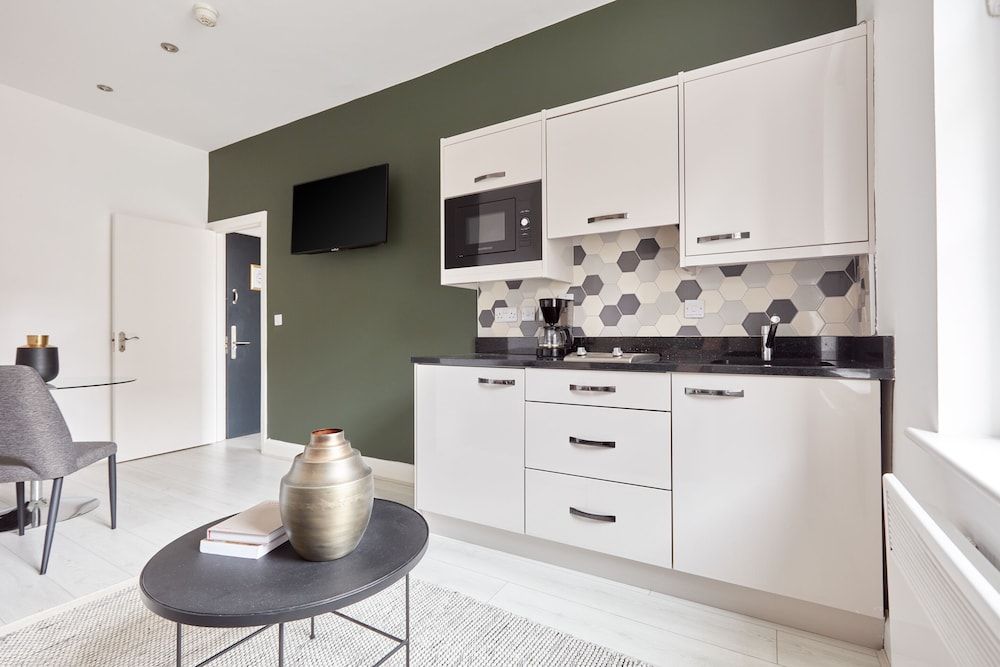 undefined Sonder Mountjoy Square 7