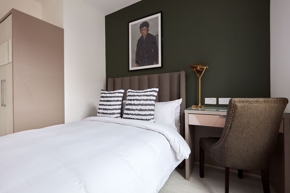 undefined Sonder Mountjoy Square 6