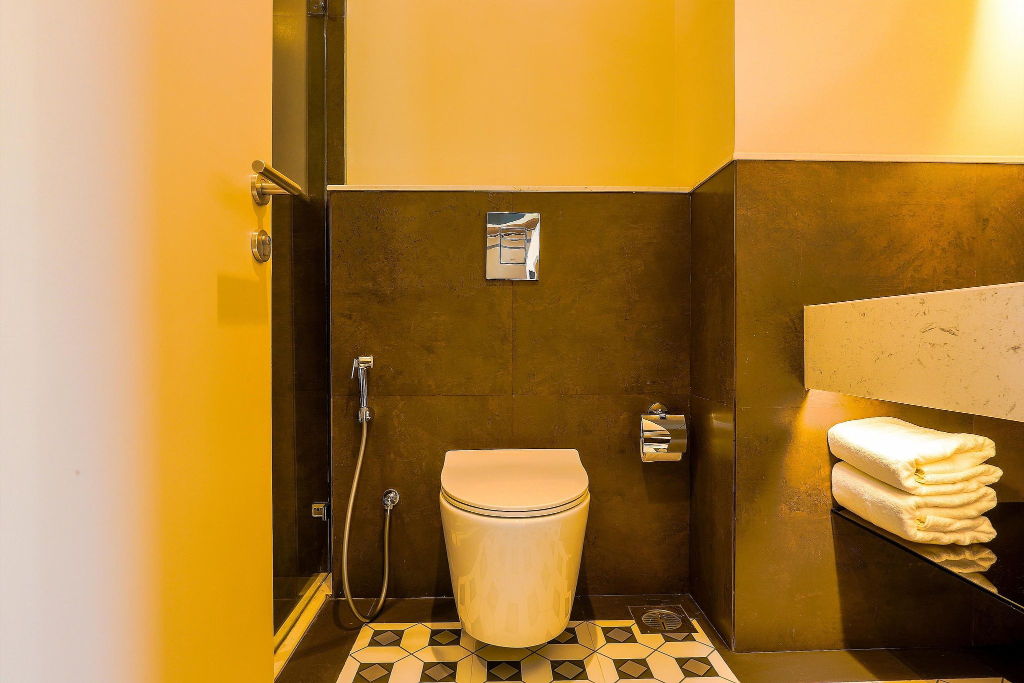 7 Apple Hotel Jal Mahal Deluxe Room 5