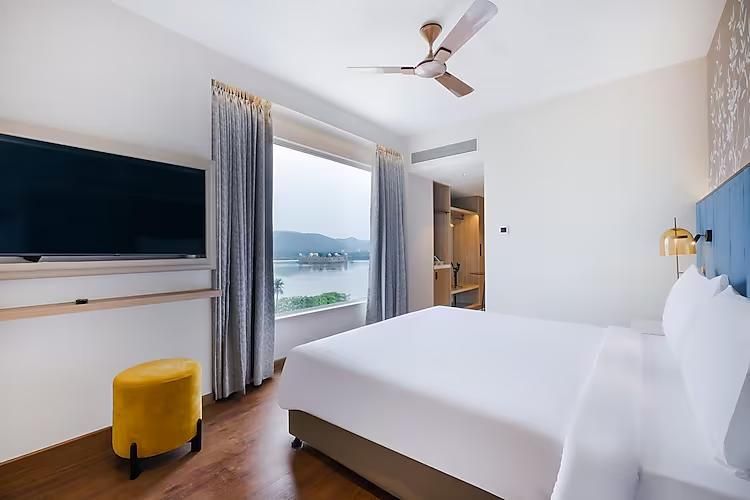 Jal Mahal View Room