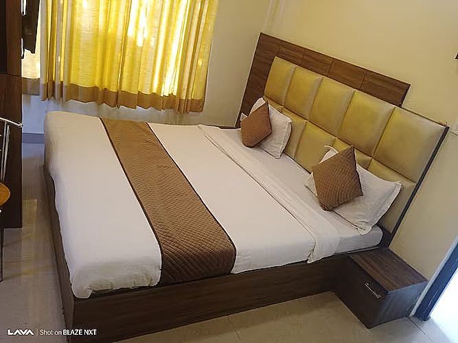 Hotel Metro View Deluxe Room