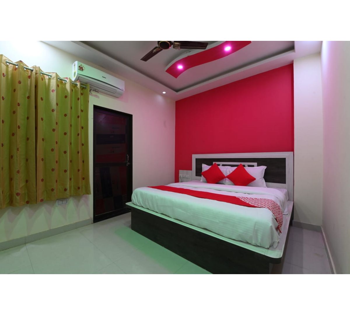 Hotel Lakhdatar Palace Classic Room 3